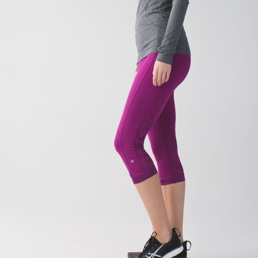 Like NEW Run For Days Crop Leggings Regal Plum Purple Size 8